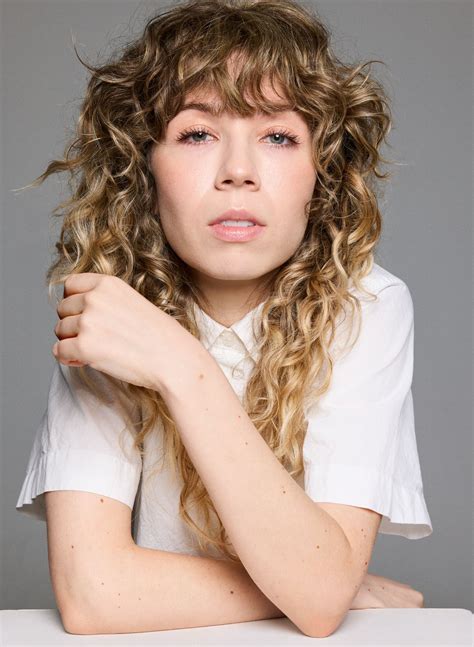 Jennette McCurdy Announces Her Debut Novel, ‘Half His Age’—and ...