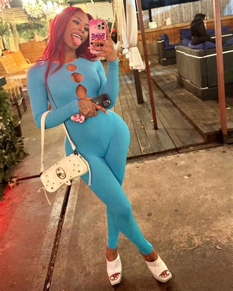 Shayyyyy 💖🥰 : r/transgoddesses