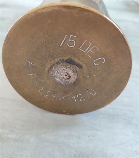 Engraved 75 mm Artillery Shell - Lieutenant Poilu