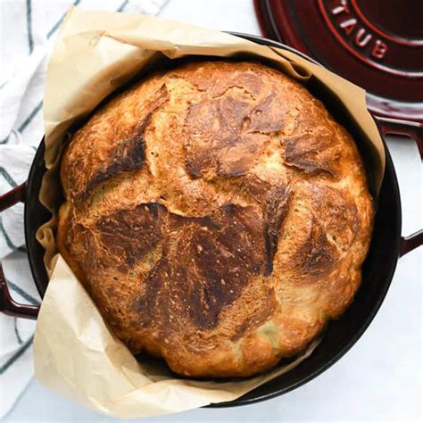 Dutch Oven Bread {No Knead!} | Recipe Cart