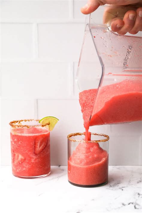 5-Minute Frozen Strawberry Daiquiri Mocktail - Real Simple Good