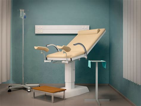 The Ob-Gyn Shortage Is Real—And It Might Impact Your Care | Glamour