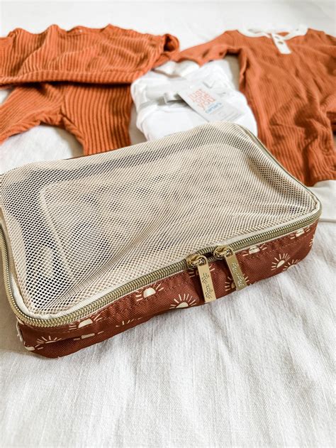 How to Pack a Diaper Bag for the Perfect Baby Shower Gift | Simple ...