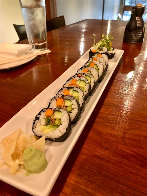 5 Fusion & Sushi Bar - Bend Oregon Restaurant - HappyCow