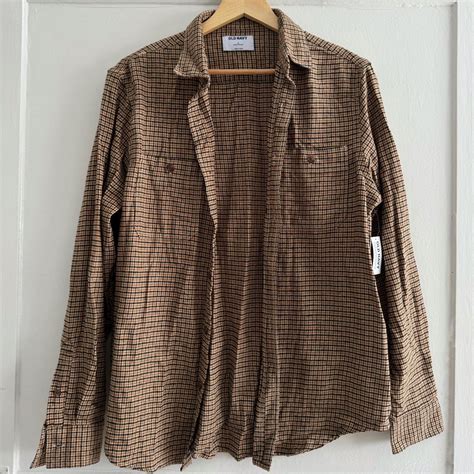 Old Navy Flannel Shirt 🍂Size: M (men's size)... - Depop