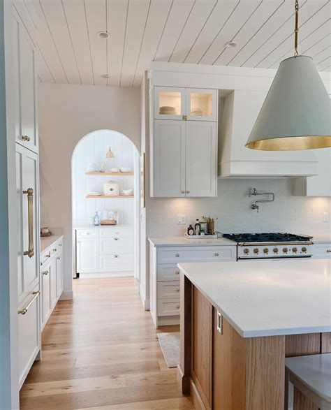 Vertical Shiplap Kitchen Backsplash - 25 Ideas You Will Love!