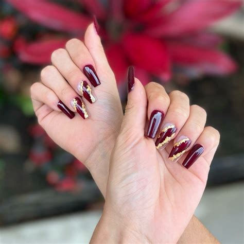 13 Elegant Rose Gold Burgundy Nails For Inspiration - Nail Designs Daily