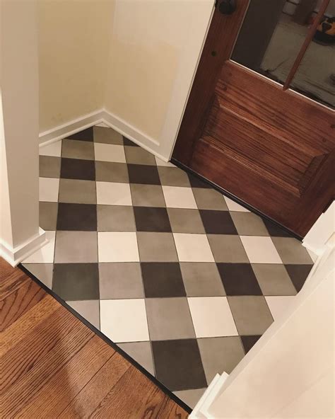 Plaid Tile Floor for a Modern Farmhouse Look