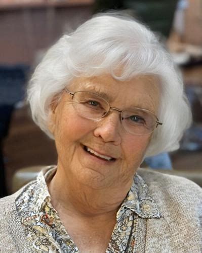 Carole Jeanette Sunstrom Obituary (2025) - Sturgeon Bay, WI - Huehns ...