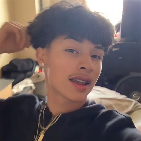 Pin on Alex in 2024 | Cute relationship photos, Alex pics, Edgars haircut