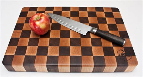 Walnut & Maple End-Grain Butcher Block - Lawson Wood Crafts