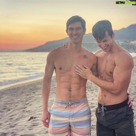 Andrew Neighbors Instagram – Two amazing people right here. Thanks for hanging out and being ...