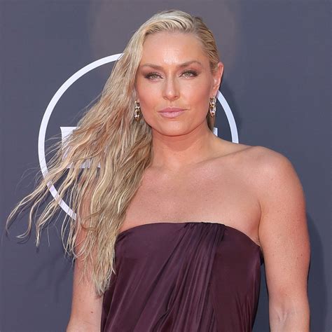 ESPYS 2025: Lindsey Vonn's Red Carpet Wardrobe Malfunction