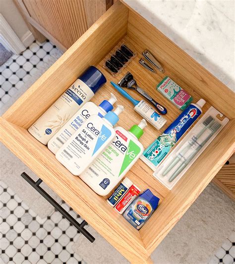 Must-Have Guest Bathroom Essentials To Win Host of the Year - Home By Alley