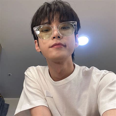 nct doyoung kim dongyoung clear green tint tinted glasses selca selfie ...