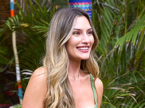 'Bachelor in Paradise' bachelorette Kat Izzo publicly apologizes ...