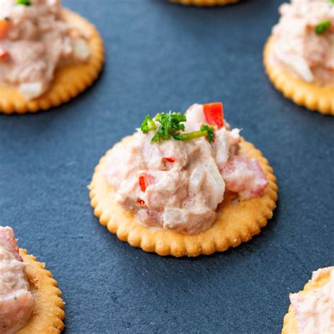Tuna Ritz Cracker Appetizer Recipe - Cup of Yum