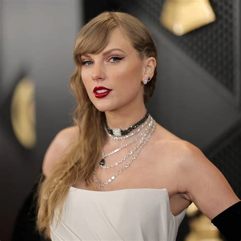 So viel Kohle kosteten Taylor Swifts Sneaker vom Coachella! | COSMOPOLITAN