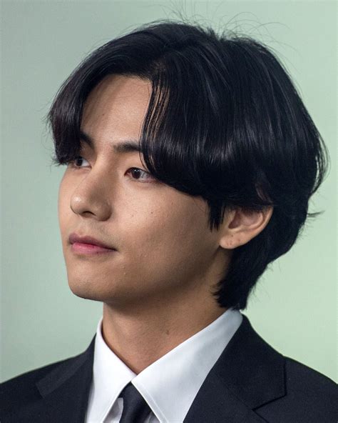 4 center-parted and side-parted hairstyles of celebrities that men in ...