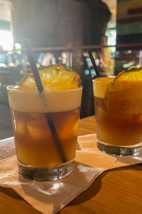 The BEST Mai Tais on Oahu - LAURALOHA TRAVEL