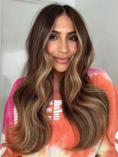 10 Ways to Wear Mocha Brown Hair Colour | Wella Professionals NO