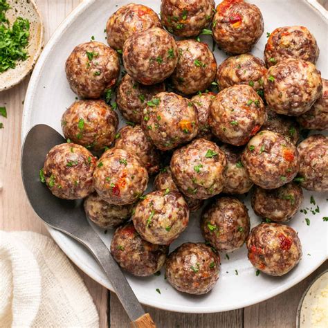 Meatballs without Eggs | Oh Snap Macros