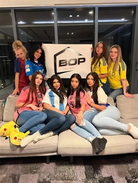 Chat with Bop house - Enjoy Free AI Character Roleplay | FlowGPT | Bop house RP