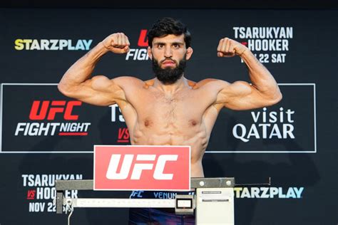 Arman Tsarukyan will attempt to get back on Dana White's good side by ...