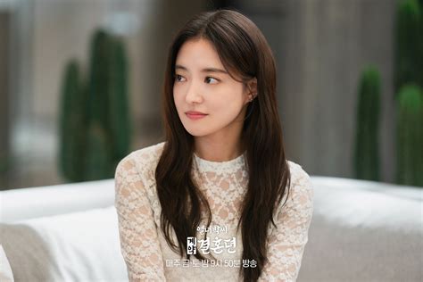 Lee Se Young, Joo Hyun Young, Bae In Hyuk, And Jo Bok Rae Share A ...