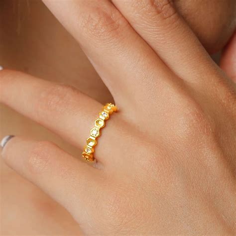 The Enigmatic Allure of the Black Widow Fabergé Brooch: A Masterpiece ...