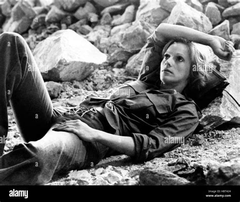 THE GAUNTLET, Sondra Locke, 1977, ©Warner Brothers/courtesy Everett ...