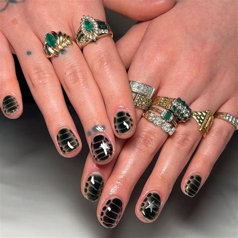 Blooming Gel Is One of 2023's Most Unique Nail Art Trends — Expert Tips ...
