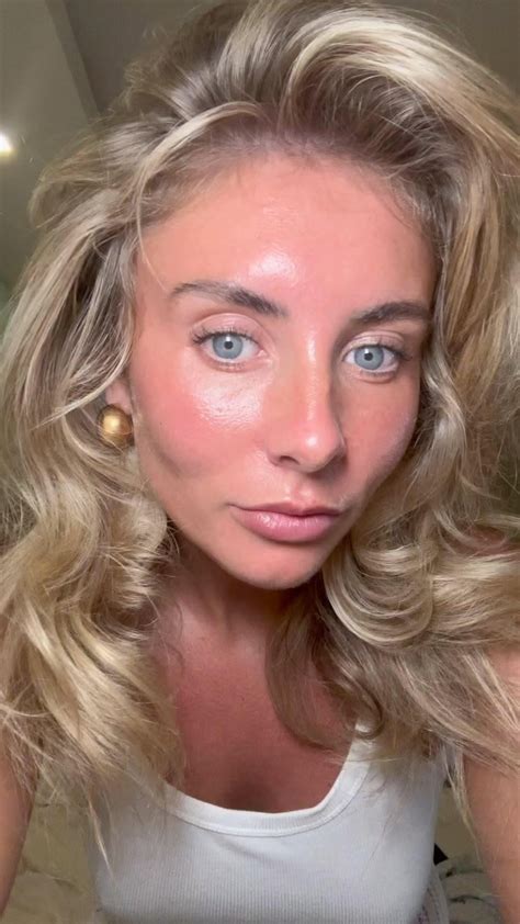 Bonnie Blue Golden Shower