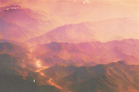 What Does Luteal Phase Discharge Look Like? | Evvy