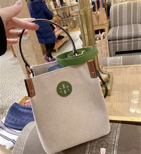 TORY BURCH Blake Canvas Bucket Bag – Vinee Bag