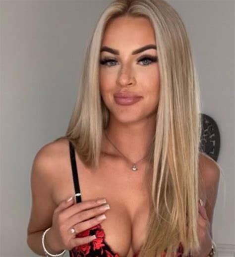 Sophie aspin next level : r/uksexychavs