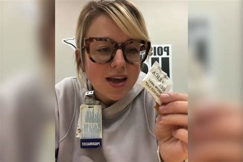 Poison Control Center Employee Eats Silica Packet to Show What Happens - Free Beer and Hot Wings