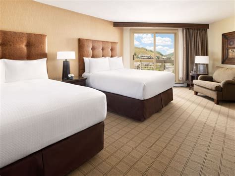 Best place to stay in Crested Butte | Elevation Hotel & Spa