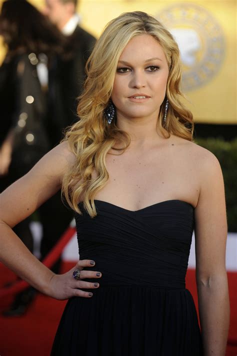 Download Sexy Photo Julia Stiles Wallpaper | Wallpapers.com