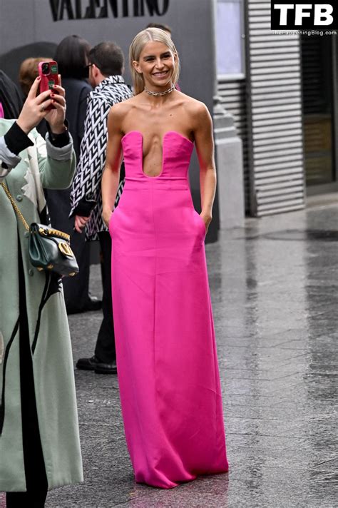 Caroline Daur Sexy Tits (21 Photos) - Sexy e-Girls🔞