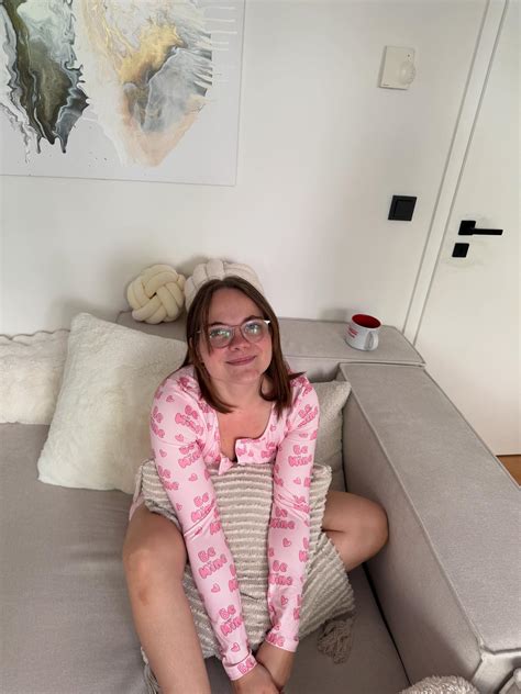 Emma Clarke (@itsemmaclarky) • Instagram photos and videos