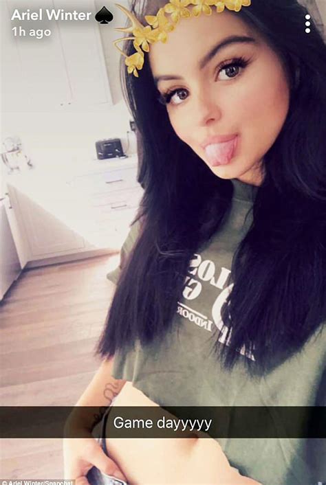 She's Actually Hot - Ariel Winter Nude Leaked Pictures nude – Leaked ...