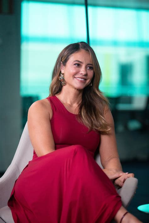 Paolla Oliveira analisa trajetória e diz: 'Heleninha virou meu mundo de ...