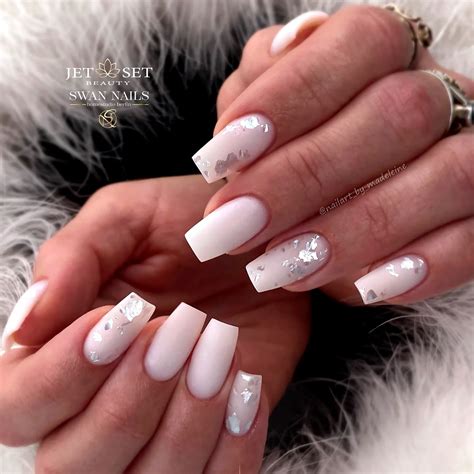 15 Cute White Nails Ideas for a Classy Look