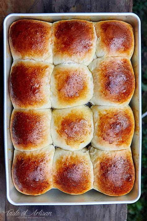 Quick Yeast Dinner Rolls Recipe at Janette Maher blog