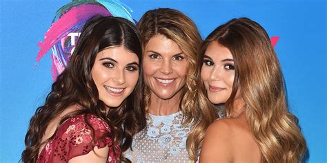 Lori Loughlin’s Kids: All About Her Daughters Isabella Rose and Olivia Jade
