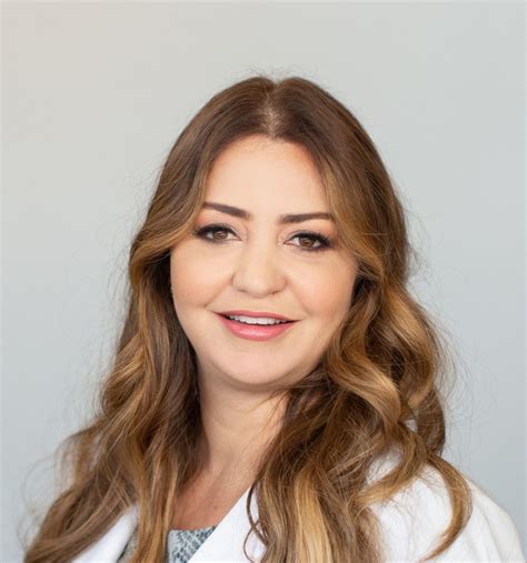 Jennifer Martinez's Instagram, Twitter & Facebook on IDCrawl