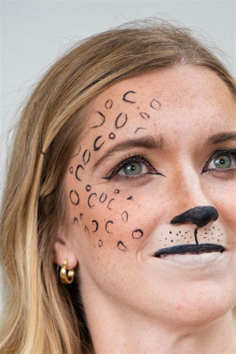 Simple Leopard Face Paint