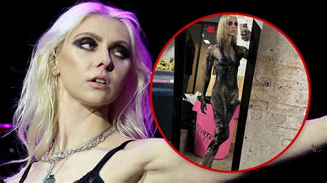 Taylor Momsen Goes Nude, Shows Off Abs on Music Video Set