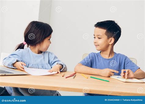 How To Make Toddler Sit At Table at Will Cornish blog